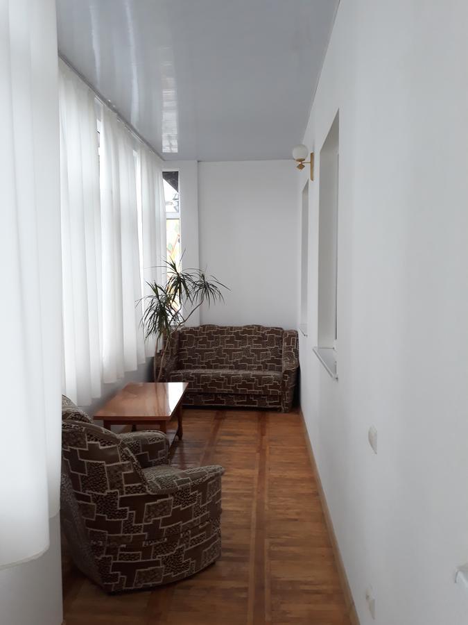 Сонячна Hotel Truskavets Luaran gambar