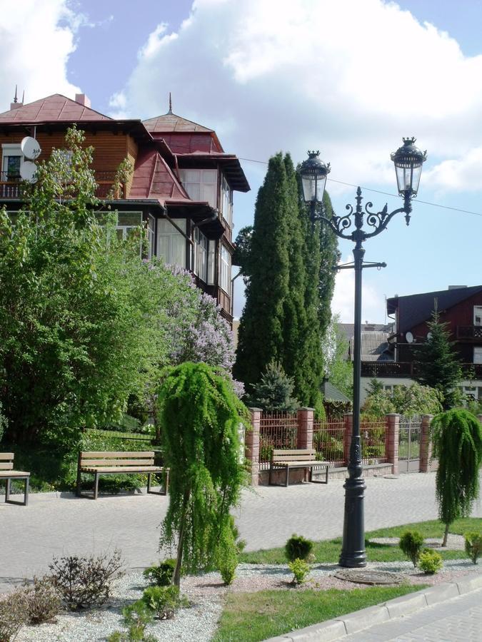 Сонячна Hotel Truskavets Luaran gambar