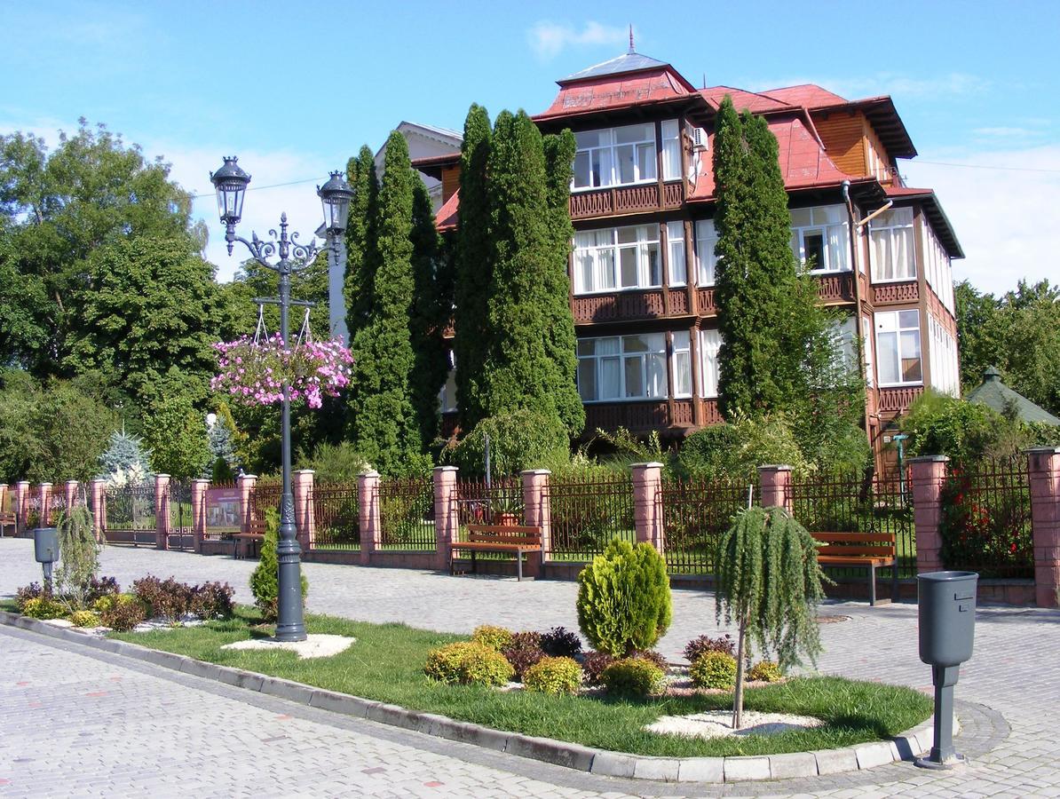 Сонячна Hotel Truskavets Luaran gambar
