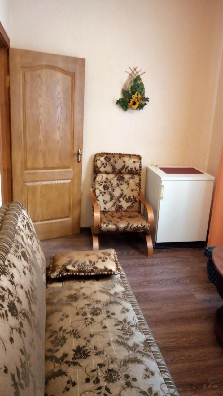 Сонячна Hotel Truskavets Luaran gambar