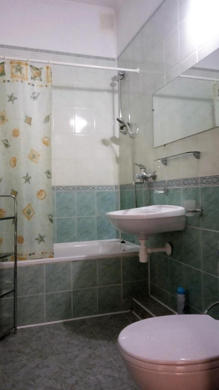 Сонячна Hotel Truskavets Luaran gambar