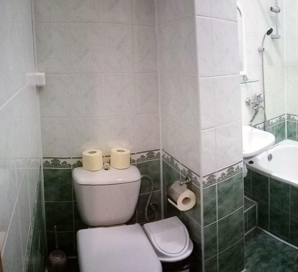 Сонячна Hotel Truskavets Luaran gambar
