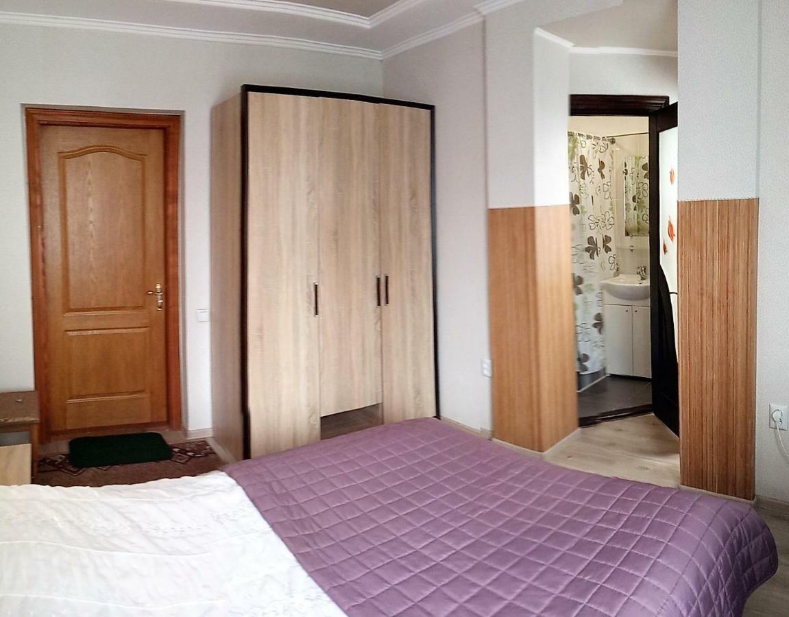 Сонячна Hotel Truskavets Luaran gambar