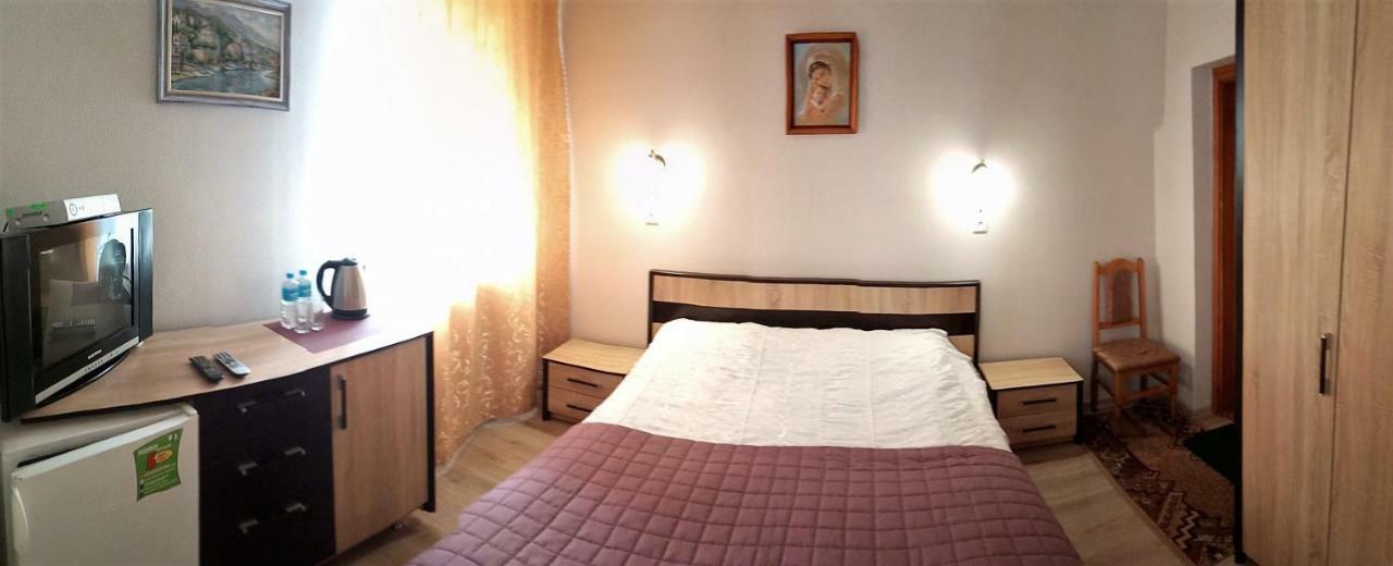 Сонячна Hotel Truskavets Luaran gambar